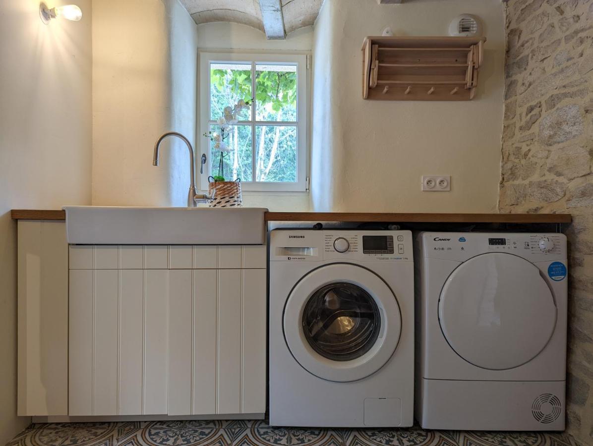 Camors Maison Typique Bretonne Avec Toit De Chaume מראה חיצוני תמונה
