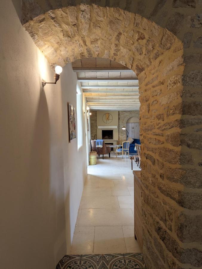 Camors Maison Typique Bretonne Avec Toit De Chaume מראה חיצוני תמונה