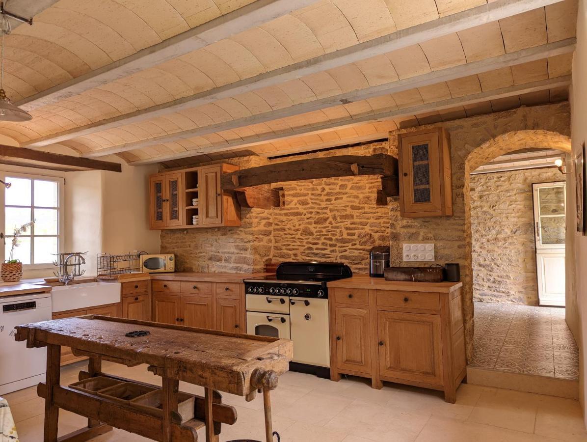Camors Maison Typique Bretonne Avec Toit De Chaume מראה חיצוני תמונה